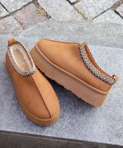 Dedes（デデス）の「厚底 ファースリッポン ムートンショートブーツ (6360)(6361)(6362)(6366)/Dedes（ブーツ・レディース・グレー系2/ブラウン系6/グレー/ブラック系1/グレー系1/ブラック/ブラウン系2/グレー系6/ブラウン/ブラック系6/ブラック系2/ブラウン系1/ベージュ系1/ベージュ/ベージュ系6/ベージュ系2・40/44/36/42/38/34）」の10枚目の写真