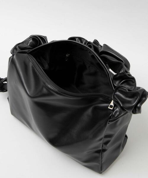 WEGO(ウィゴー)の「WEGO/ドロストギャザーショルダーバッグ(ショルダーバッグ・レディース・ブラック/オフホワイト/シルバー/ブラック系その他・FREE)」の21枚目の写真