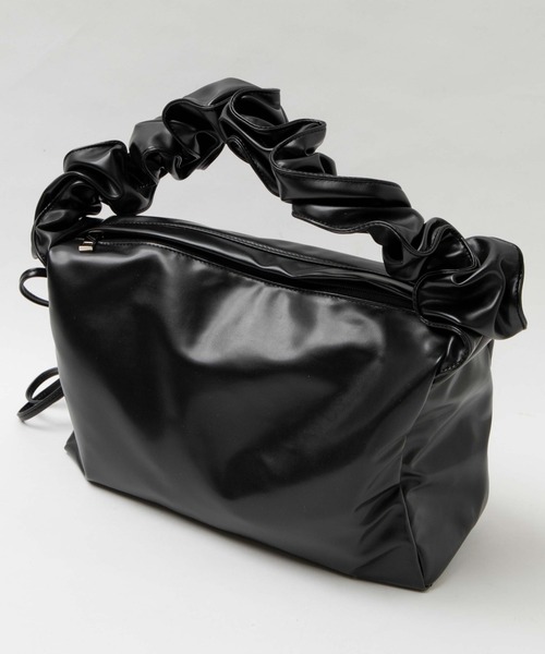 WEGO(ウィゴー)の「WEGO/ドロストギャザーショルダーバッグ(ショルダーバッグ・レディース・ブラック/オフホワイト/シルバー/ブラック系その他・FREE)」の7枚目の写真