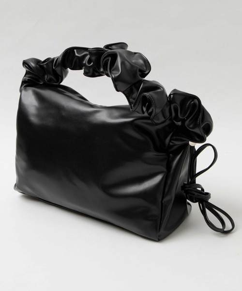 WEGO(ウィゴー)の「WEGO/ドロストギャザーショルダーバッグ(ショルダーバッグ・レディース・ブラック/オフホワイト/シルバー/ブラック系その他・FREE)」の9枚目の写真