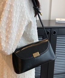 Dewlily（デューリリー）の「トラペーズショルダーバッグ（ショルダーバッグ）」