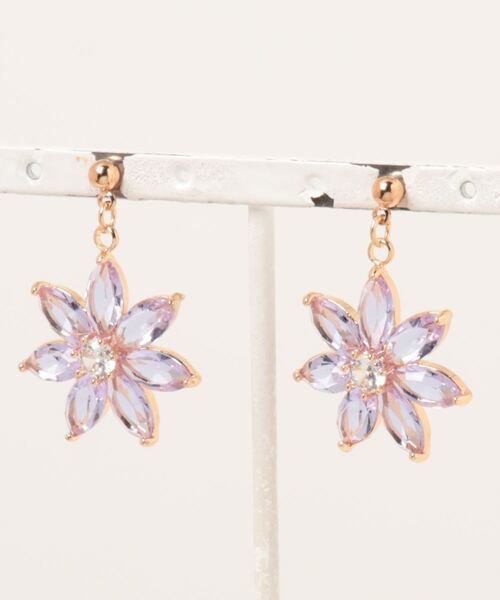 tone（トーン）の「【charme by pimo 】ガラス　花　キュービックジルコニア　ピアス(MA)（ピアス（両耳用）・レディース・ブラック/ピンク/パープル/グリーン・FREE）」の2枚目の写真