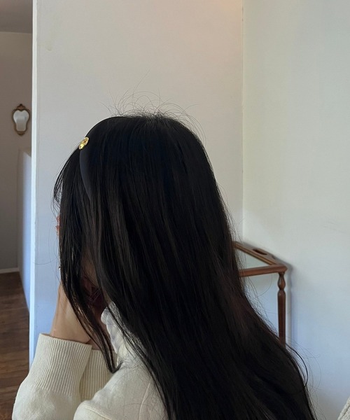 fiere（フィエール）の「韓国っぽレトロカチューシャ（カチューシャ・レディース・ブラック・FREE）」の3枚目の写真