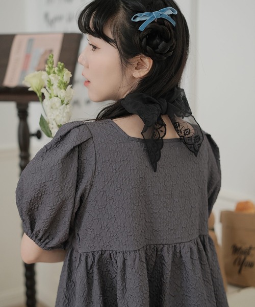 mimi toujours(ミミトゥジュール)の「スクエアネック パフスリーブ ワンピース mimi toujours×wei3h(ワンピース・レディース・ベージュ/ネイビー・M)」の14枚目の写真
