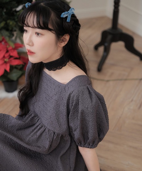 mimi toujours(ミミトゥジュール)の「スクエアネック パフスリーブ ワンピース mimi toujours×wei3h(ワンピース・レディース・ベージュ/ネイビー・M)」の17枚目の写真