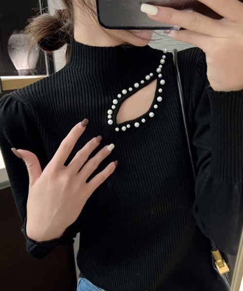 COCOMOMO(ココモモ)の「パール付き カットアウトハイネックニット(ニット/セーター・レディース・ベージュ/ブラック/アイボリー/オリーブ・FREE)」の8枚目の写真