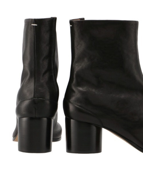 Maison Margiela(メゾンマルジェラ)の「TABI ANKLE BOOTS H60(ブーツ・レディース・ブラック・39/36)」の5枚目の写真