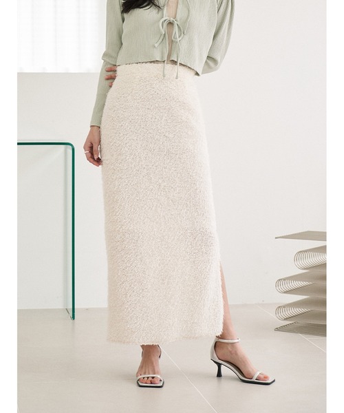 Stylevoice for xxx(スタイルヴォイスフォー)の「フェザータイトロングスカート(スカート・レディース・オフホワイト/ブラック・FREE)」の18枚目の写真
