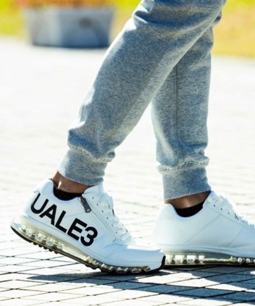 1PIU1UGUALE3 RELAX （ウノピゥウノウグァーレトレ リラックス）の