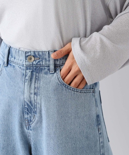 LEPSIM（レプシィム）の「バギーデニムパンツ　105082（デニムパンツ・レディース・ブルー/ライトブルー・LARGE/SMALL/MEDIUM）」の12枚目の写真