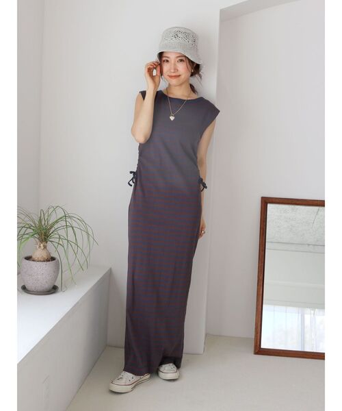 Ungrid（アングリッド）の「Miller別注 サイドオープンワンピース（ワンピース・レディース・ブルー/イエロー/ブラウン・FREE）」の4枚目の写真