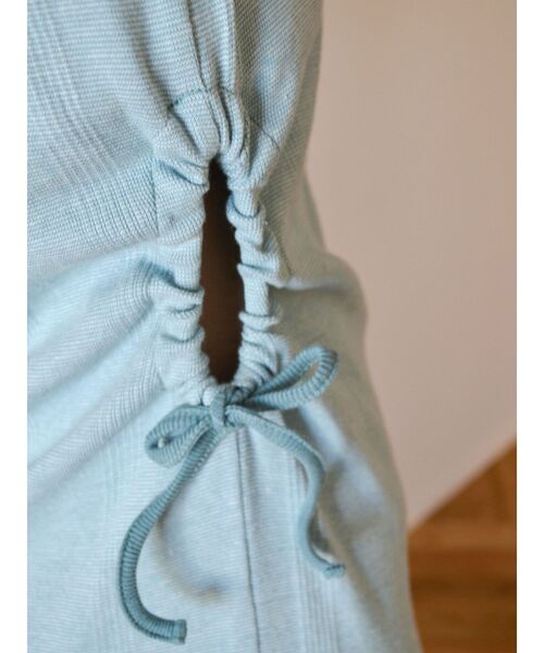 Ungrid（アングリッド）の「Miller別注 サイドオープンワンピース（ワンピース・レディース・ブルー/イエロー/ブラウン・FREE）」の17枚目の写真