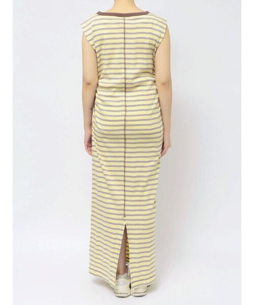 Ungrid（アングリッド）の「Miller別注 サイドオープンワンピース（ワンピース・レディース・ブルー/イエロー/ブラウン・FREE）」の20枚目の写真