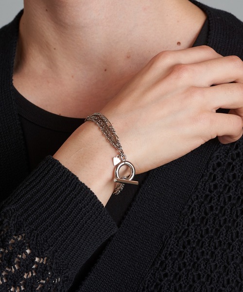 NO ID.（ノーアイディ）の「トリプルチェーンブレスレット（ブレスレット・メンズ・シルバー・ONE SIZE）」の7枚目の写真