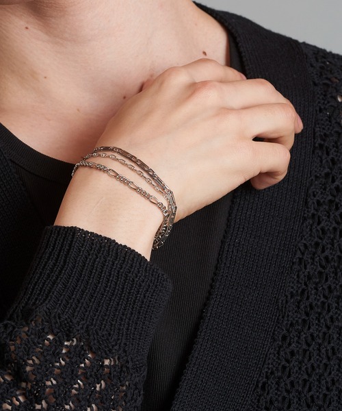 NO ID.（ノーアイディ）の「トリプルチェーンブレスレット（ブレスレット・メンズ・シルバー・ONE SIZE）」の8枚目の写真