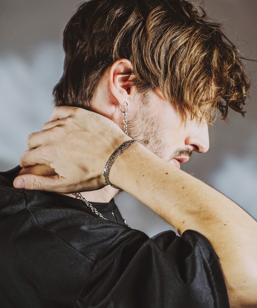 NO ID.（ノーアイディ）の「トリプルチェーンブレスレット（ブレスレット・メンズ・シルバー・ONE SIZE）」の16枚目の写真