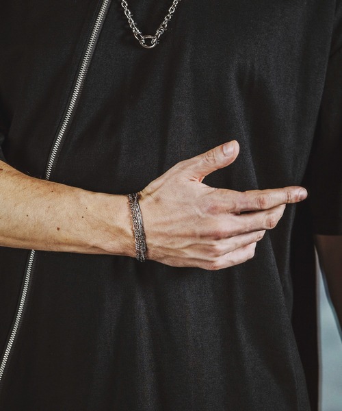 NO ID.（ノーアイディ）の「トリプルチェーンブレスレット（ブレスレット・メンズ・シルバー・ONE SIZE）」の17枚目の写真