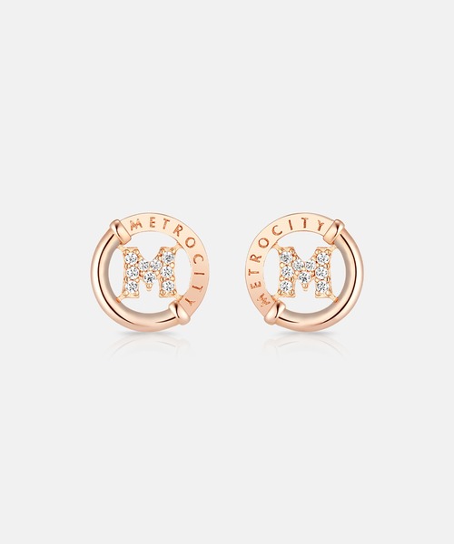 METROCITY(メトロシティ)の「【メトロシティ】Mベーシック ピアス ロゴ 彫刻 ポイント リング(ピアス(両耳用)・レディース・ローズ・ONE SIZE)」の1枚目の写真