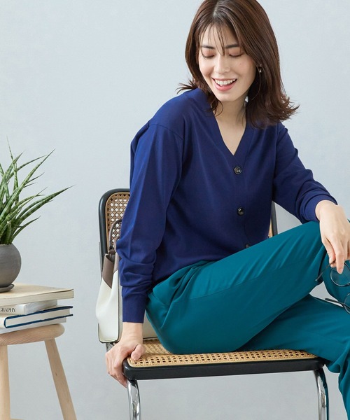 Elura(エルーラ)の「サマープロテクトゆるカーディガン/108614(カーディガン/ボレロ・レディース・ホワイト/ブラック/ライトベージュ/ネイビー・SMALL/MEDIUM/LARGE)」の14枚目の写真