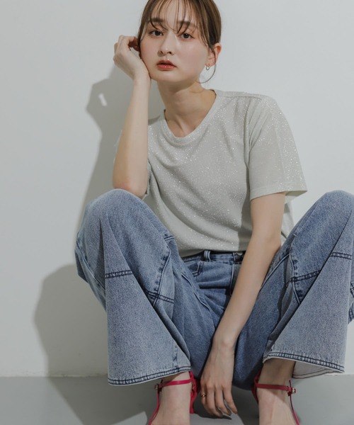 SENSE OF PLACE by URBAN RESEARCH(センスオブプレイスバイアーバンリサーチ)の「クルーネックラメTシャツ(半袖)(Tシャツ/カットソー・レディース・シルバー/ライトブルー/ネイビー/オレンジ/ブラック/ブラウン・ONE)」の7枚目の写真