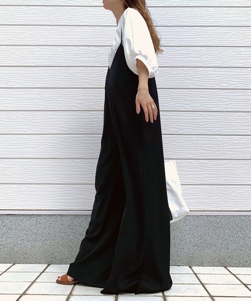 Q(キュー)の「キャミワイドサロペ(サロペット/オーバーオール・レディース・ベージュ/ブラック・MEDIUM)」の11枚目の写真