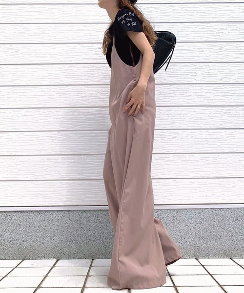 Q(キュー)の「キャミワイドサロペ(サロペット/オーバーオール・レディース・ベージュ/ブラック・MEDIUM)」の13枚目の写真