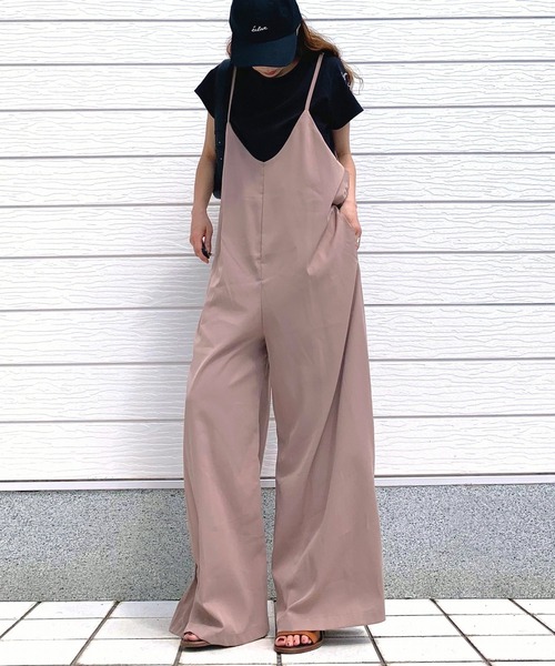 Q(キュー)の「キャミワイドサロペ(サロペット/オーバーオール・レディース・ベージュ/ブラック・MEDIUM)」の15枚目の写真