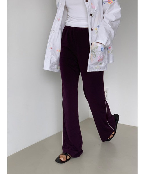 Didot.showroom（ディドット ショールーム）の「【DIDOT.】サイドラインパイピングトラックパンツ（スウェットパンツ・レディース・ブラウン/パープル/ネイビー/チャコール・FREE）」の22枚目の写真