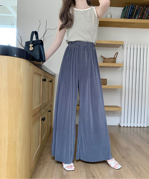 emi+(エミプラス)の「万能サマーリブワイドパンツ(その他パンツ・レディース・チャコールグレー/アイボリー/ブルー/グリーン/ブラック・FREE)」の6枚目の写真