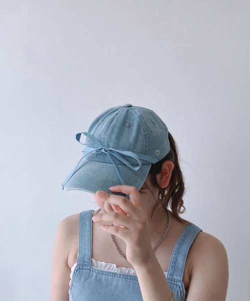 AS KNOW AS plus（アズノゥアズプラス）の「◎デニムリボンキャップ（キャップ・レディース・ブラック/ライトブルー/ブルー・FREE）」の3枚目の写真