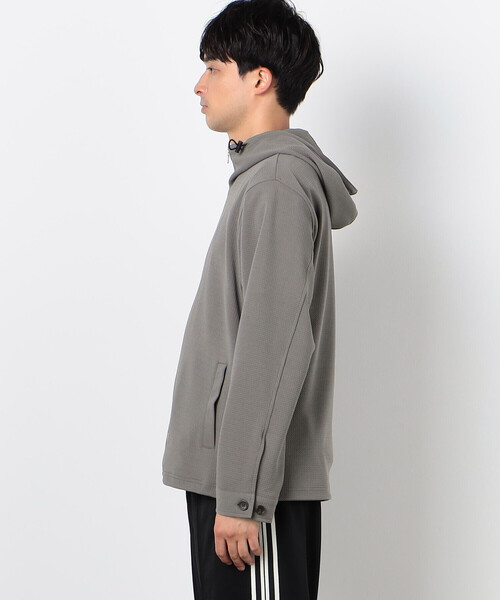 COMME　CA COMMUNE（コムサコミューン）の「フクレジャガード ジップアップパーカ（パーカー・メンズ・グレイッシュベージュ/ブラック・MEDIUM/LARGE）」の10枚目の写真