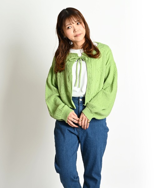 MARAI(マーライ)の「無地 ボリューム袖 ショート丈 長袖カーディガン(カーディガン/ボレロ・レディース・ブラック/グリーン/ホワイト・FREE)」の13枚目の写真