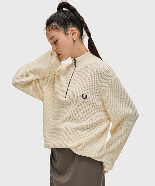 FRED PERRY フレッドペリー ハーフジップ グレイッシュベージュ 楽天市場】フレッドペリー FRED PERRY ハーフ ジップ スウェット