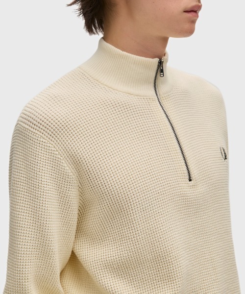 FRED PERRY(フレッドペリー)の「【先行予約受付中】Waffle Stitch Half Zip Jumper/ワッフルステッチハーフジップニット(ニット/セーター・メンズ・ブラック/オートミール/ダークブルー/ベージュ/ブラック系その他/グリーン/ベージュ系その他・S/M/L/XS)」の11枚目の写真