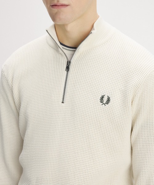 FRED PERRY(フレッドペリー)の「【先行予約受付中】Waffle Stitch Half Zip Jumper/ワッフルステッチハーフジップニット(ニット/セーター・メンズ・ブラック/オートミール/ダークブルー/ベージュ/ブラック系その他/グリーン/ベージュ系その他・S/M/L/XS)」の15枚目の写真