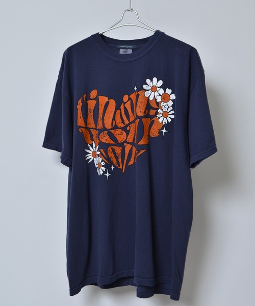 Revo.(レボ)の「MODISH GAZE ハート ピグメントTシャツ(Tシャツ/カットソー・レディース・アイボリー/ネイビー・FREE)」の7枚目の写真