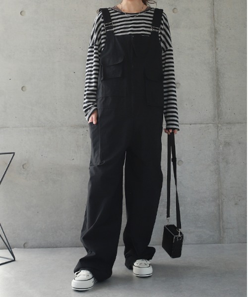 HUG.U(ハグユー)の「OTONAサロペット(サロペット/オーバーオール・レディース・ダークグレー/ダークベージュ/ブラック/カーキ/アイボリー・FREE)」の13枚目の写真