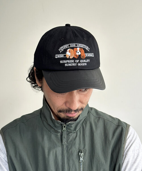 CPCM(シーピーシーエム)の「犬刺繍フェイクレザー×ツイルキャップ(キャップ・レディース・ベージュ/ネイビー/ブラック・FREE)」の4枚目の写真