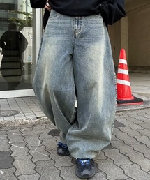 Chikashitsu +（チカシツプラス）の「【Chikashitsu +】super buggy denim pants / 【チカシツプラス】スーパーバギーデニムパンツ（デニムパンツ）」
