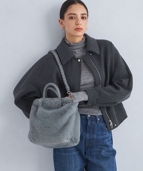 green label relaxing(グリーンレーベルリラクシング)の「フェイクファー 2WAY バッグ(ショルダーバッグ・レディース・モカ/その他1/グレー/ライトブルー/ブラック・FREE)」の17枚目の写真