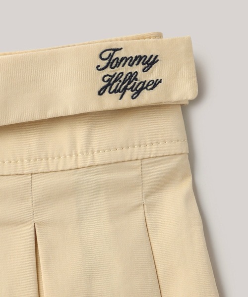 TOMMY HILFIGER(トミーヒルフィガー)の「GIRLS ソフトコットンツイルプリーツスカート(スカート・キッズ・ライトベージュ・140cm/150cm/160cm/130cm)」の9枚目の写真