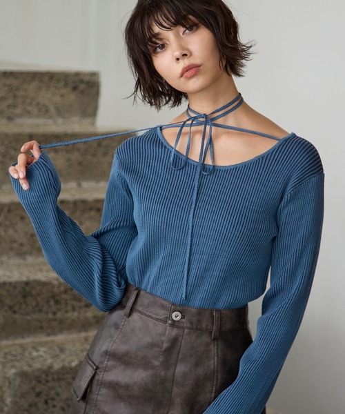 PAGEBOY（ページボーイ）の「チョーカーリブニットプルオーバー（ニット/セーター・レディース・ブラウン/ブラック/オフホワイト/ブルー・FREE）」の8枚目の写真