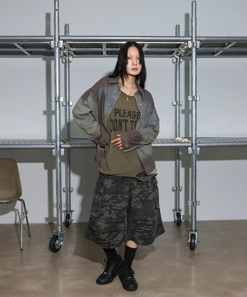 FOLLOWIN（フォロウィン）の「[UNISEX]ビンテージウォッシング・オーバーフィットデニムシャツ（シャツ/ブラウス・レディース・ブルー・FREE）」の7枚目の写真