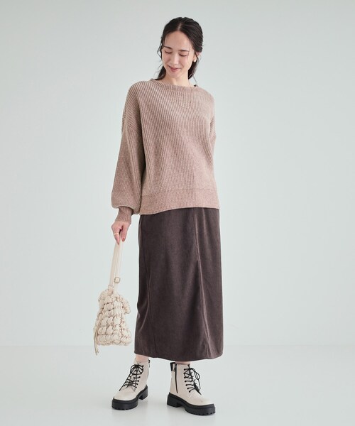 Cutie Blonde(キューティーブロンド)の「◆【S-LL/前後2WAY】大人のゆるさが魅力 ベロア風ラメモールニット(ニット/セーター・レディース・ベビーピンク/オリーブ/ネイビー/ナチュラル・04/03/02/01)」の17枚目の写真