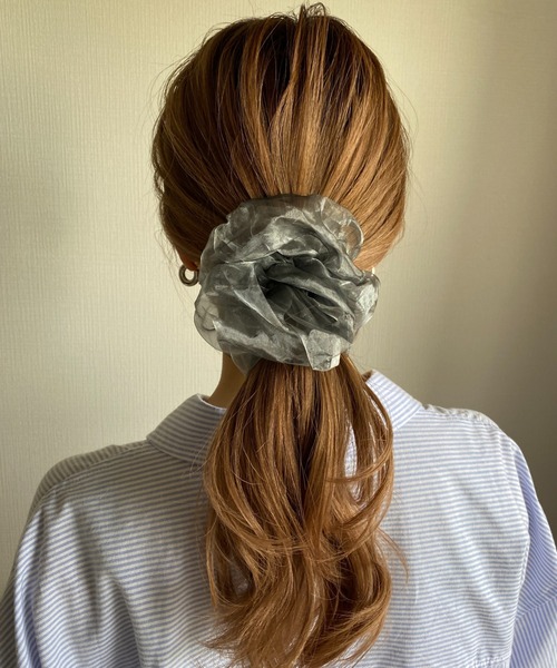 ciite'（シーテ）の「エアリービッグシュシュ（シュシュ・レディース・ベージュ/グレー/カーキ・FREE）」の6枚目の写真