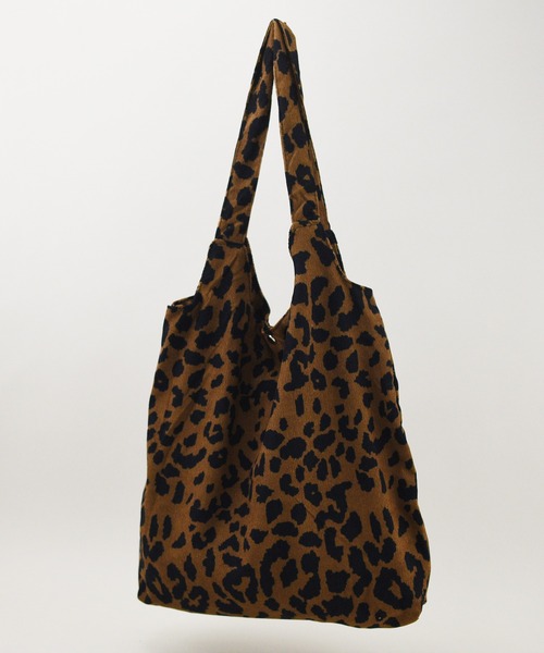 styiro(スタイロ)の「ヒョウ柄トートバッグ(トートバッグ・レディース・ブラウン/ブラウン系その他・FREE)」の5枚目の写真