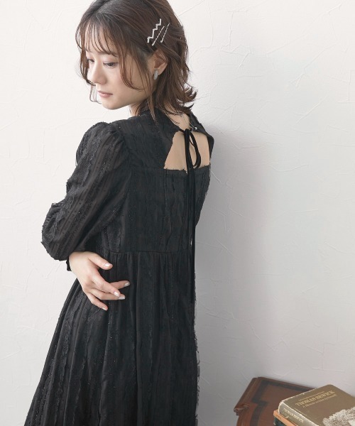 結婚式・パーティー・オケージョンドレス】カットジャガード