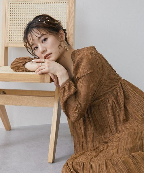 Neina(ネイナ)の「カットジャガード切り替えバックリボンデザインワンピースドレス 大きいサイズ有 〔Neina〕(ドレス・レディース・ブラック/ブラウン・3L/LL/L/M)」の19枚目の写真