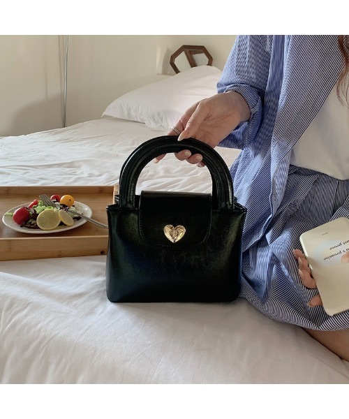 SALTMINT（ソルトミント）の「lady heart hand bag（ハンドバッグ・レディース・ブラック・ONE SIZE）」の4枚目の写真