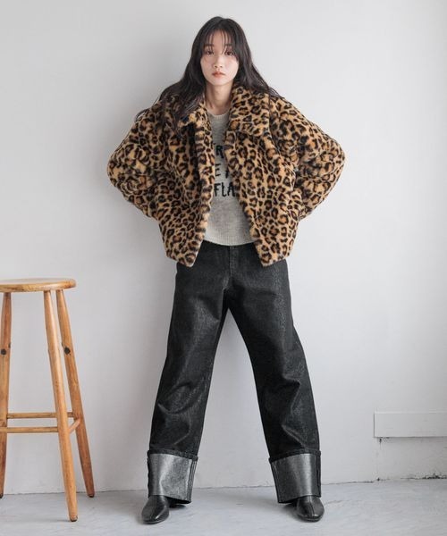 LOWRYS FARM（ローリーズファーム）の「ショートロゴニットプル